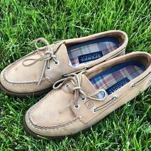 Sperry boat shoes! All leather!